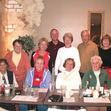 11 /'15 Lunch with Norman Phillips, Judy Kelly Augspurger, Zona Steege Guttschow, Mary Moran, Martha Valentine Carlton.jpg